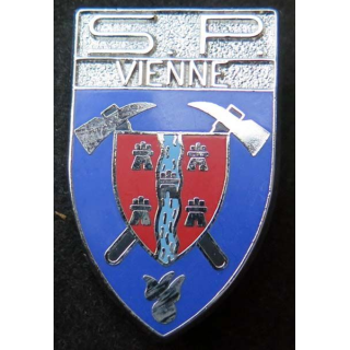 insigne métallique pompiers de Vienne (bandeau argent brillant) de fabrication Ballard