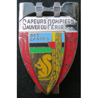 insigne métallique pompiers des Landes de fabrication Ballard