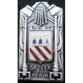 insigne métallique pompiers d'Allevard de fabrication Ballard