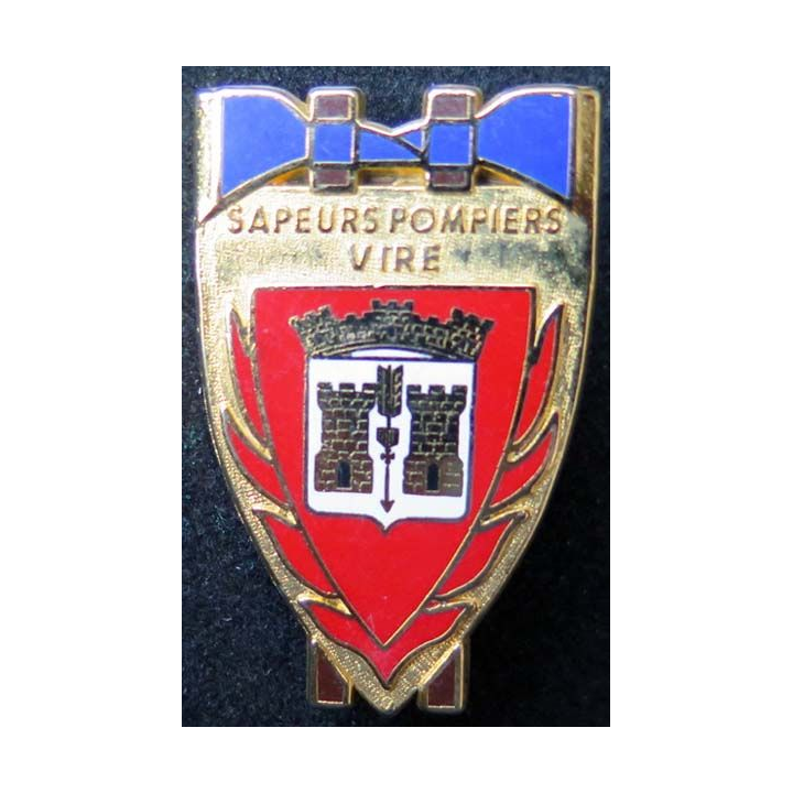 insigne métallique pompiers de Vire  de fabrication Ballard