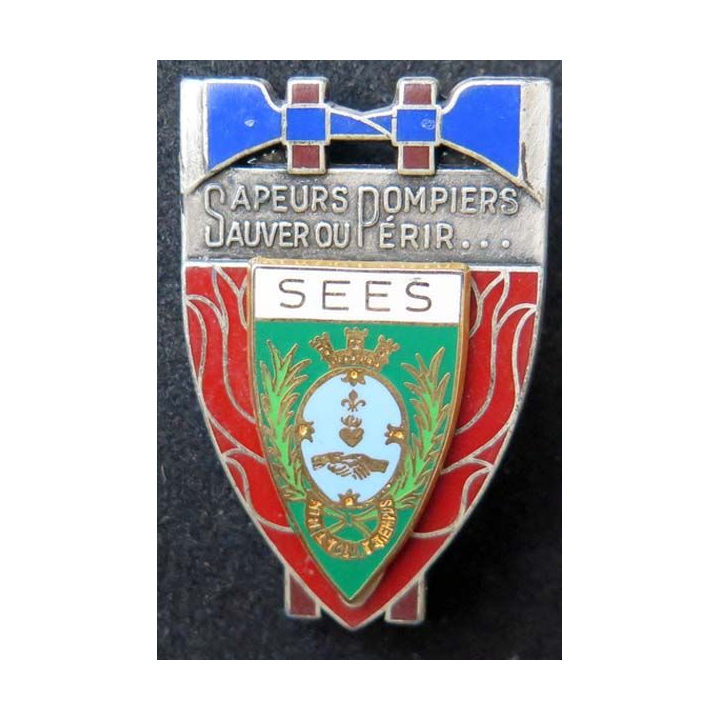 insigne métallique pompiers de Sees fabrication Ballard