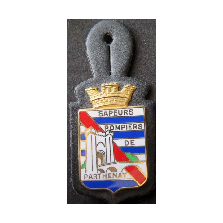 insigne métallique pompiers de Parthenay fabrication Ballard