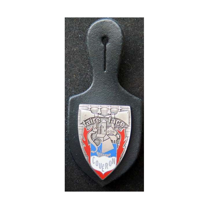 insigne métallique pompiers de Coueron Ballard