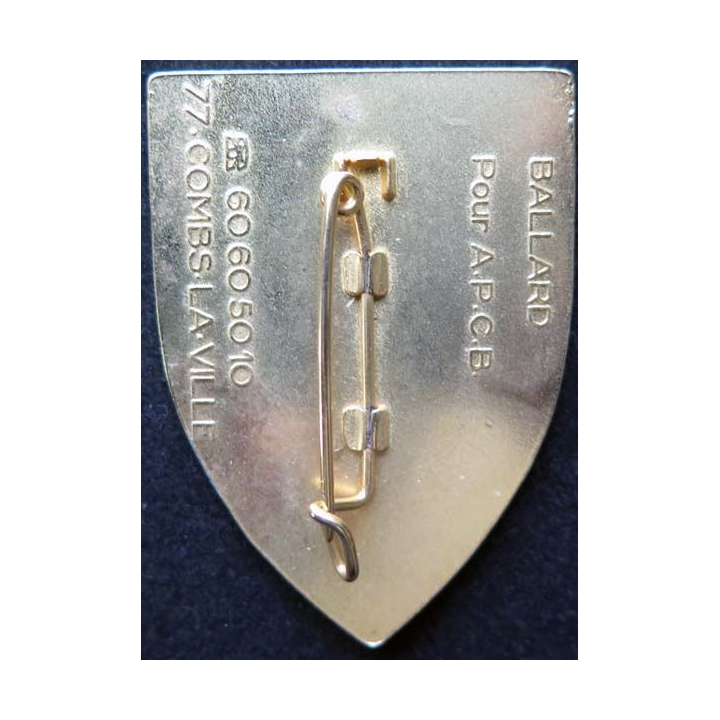 Ecole nationale de police de Draveil fond blanc fabrication Ballard 