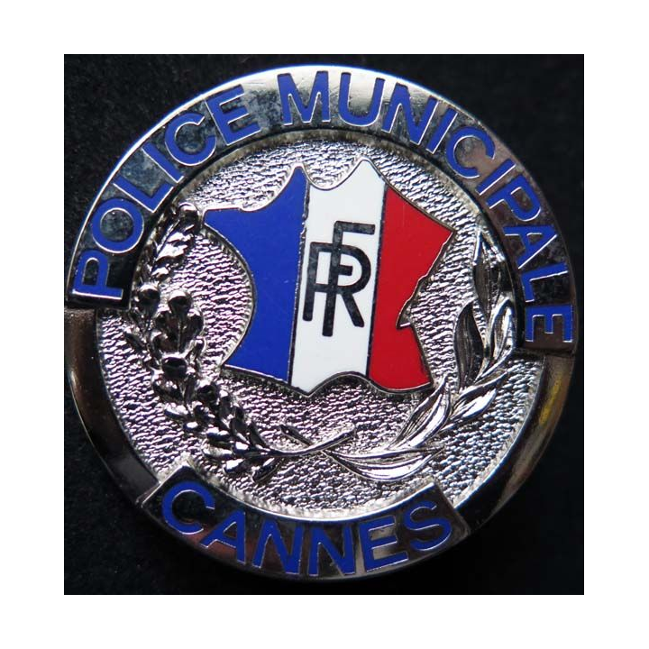 insigne métallique de la police municipale de Cannes