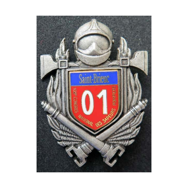insigne métallique du 108° congrès national des pompiers Saint-Brieuc