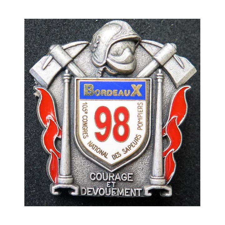 insigne métallique du 105° congrès national des pompiers Bordeaux