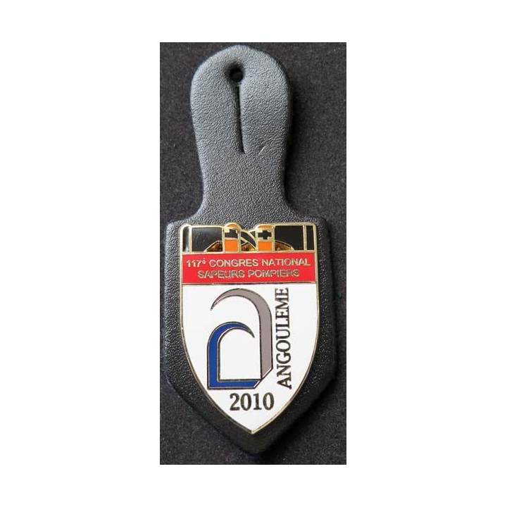 insigne métallique 117° congrès national pompiers Angoulème en 2010