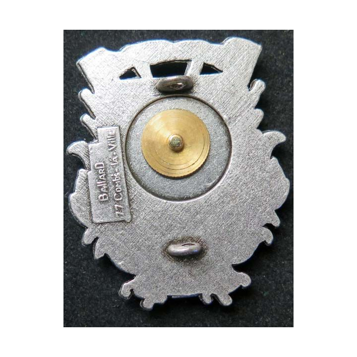 insigne métallique pompiers de Tréguier fabrication Ballard