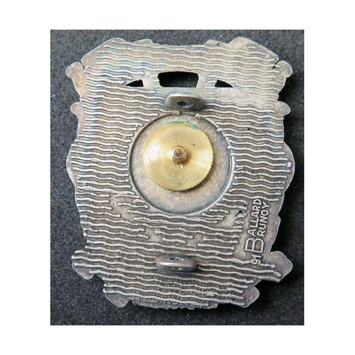 insigne métallique pompiers de Revin fabrication Ballard