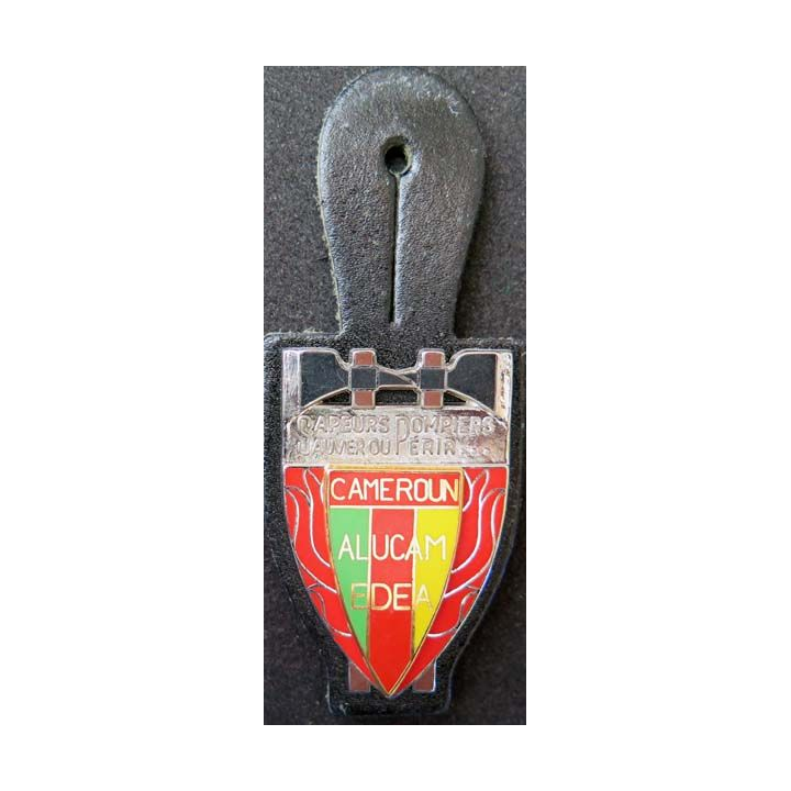 insigne métallique pompiers du Cameroun fabrication Ballard