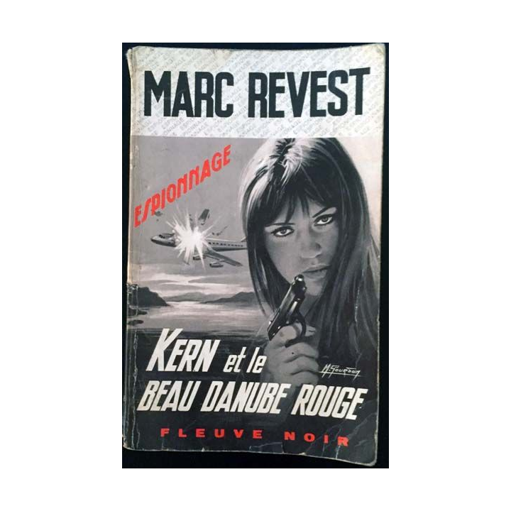 1. Kern et le beau danube rouge de Marc Revest aux éditions Fleuve noir