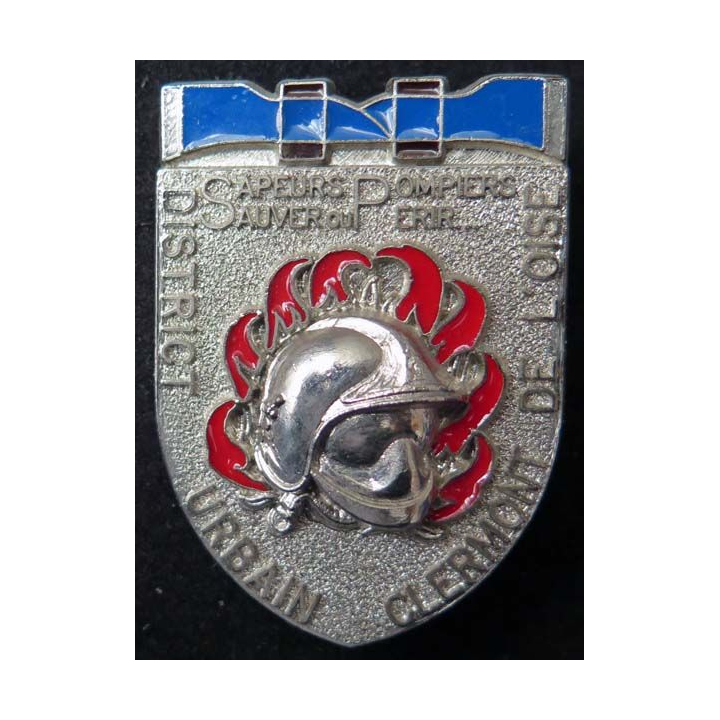 insigne des sapeurs pompiers de Clermont de l'Oise argenté ballard