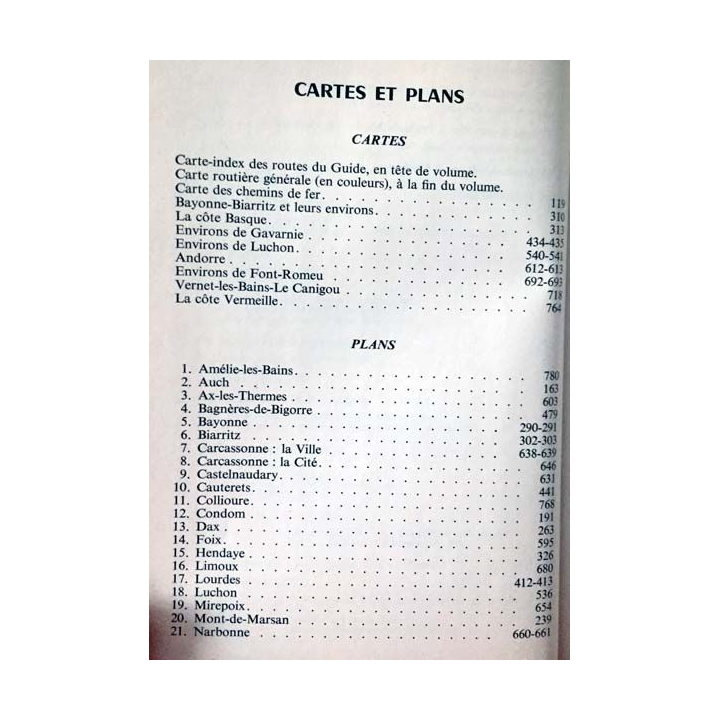 1. Les guides bleus - Pyrénées Gascogne aux éditions Librairie Hachette