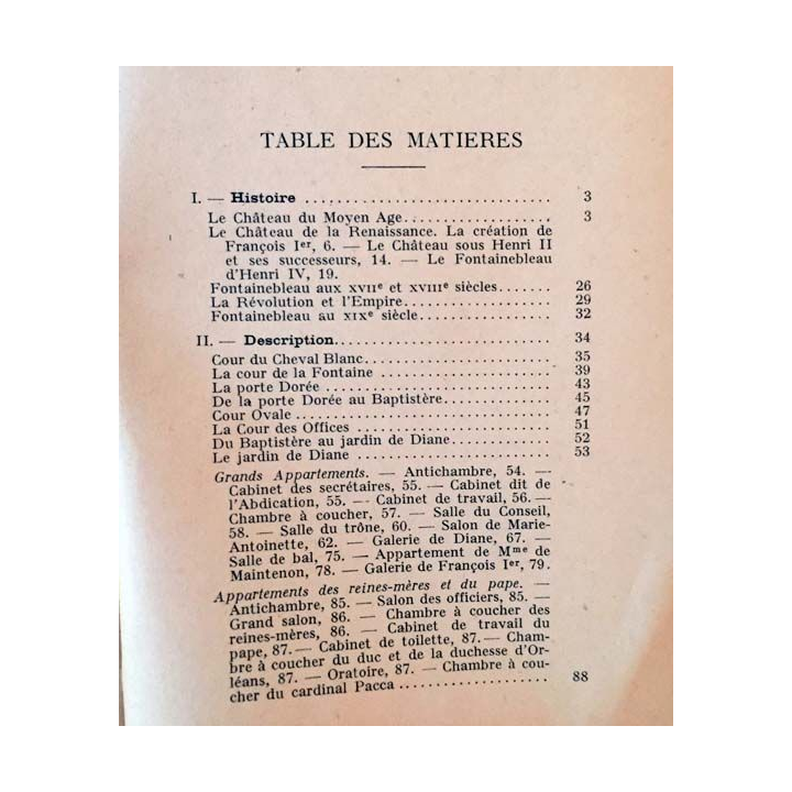 1. Le château de Fontainebleau de Charles Terrasse aux éditions Henri Laurens 1946