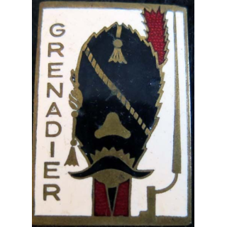 GRENADIER :  patrouilleur Grenadier  fabrication Augis Lyon en émail