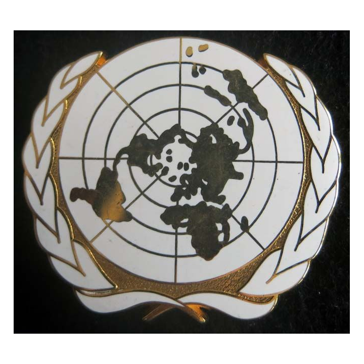 insigne métallique de béret plat de l'ONU