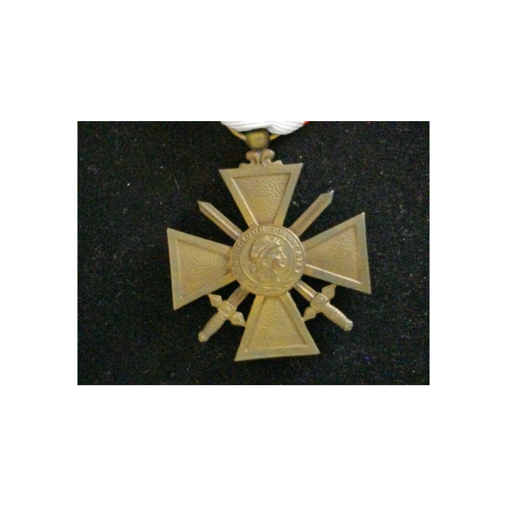 FRANCE : CROIX DE GUERRE THÉÂTRES D'OPÉRATIONS EXTÉRIEURES