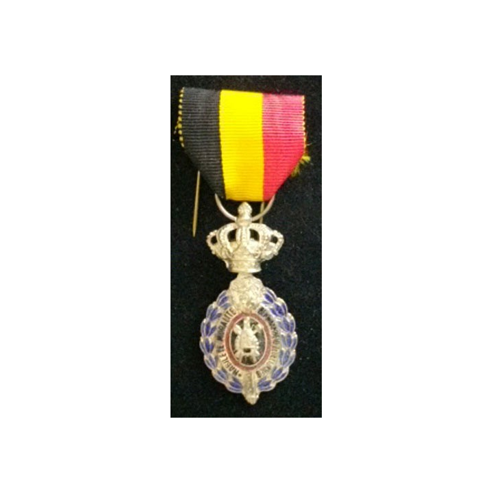 BELGIQUE : médaille du travail 2° classe