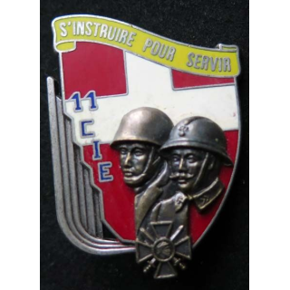 1° RI : insigne de la 11° compagnie du 1° régiment d'infanterie de fabrication Delsart