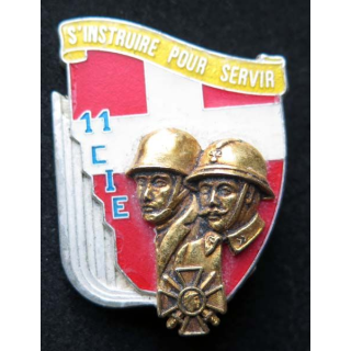1° RI : insigne de la 11° compagnie du 1° régiment d'infanterie de fabrication Ballard