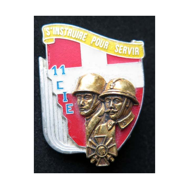 1° RI : insigne de la 11° compagnie du 1° régiment d'infanterie de fabrication Ballard