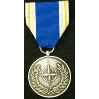 OTAN : médaille du mérite de l'OTAN