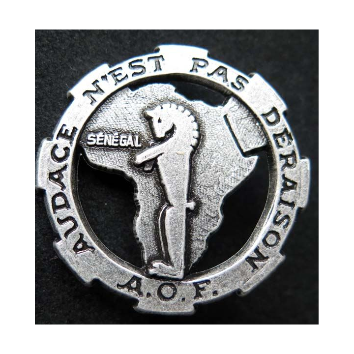 insigne 12° RCA audace n'est pas déraison AOF Ballard chasseur Afrique