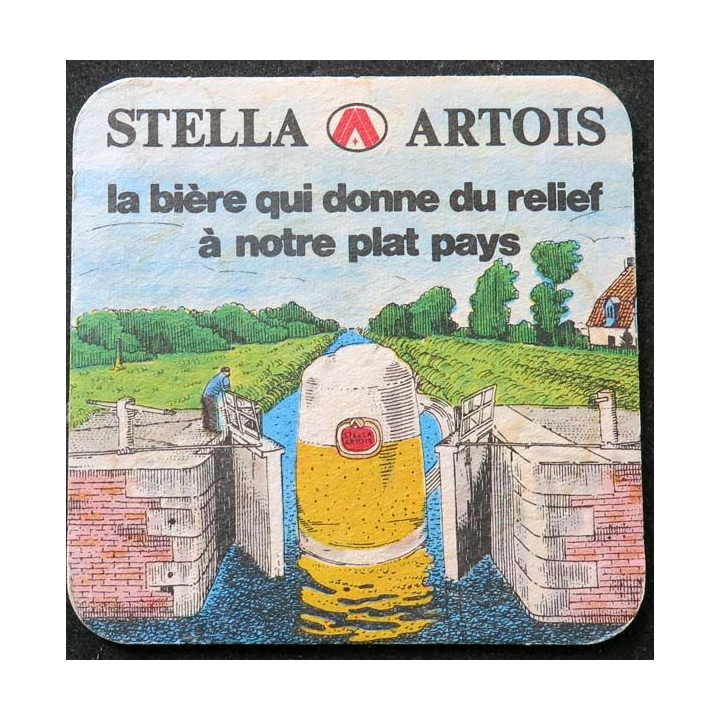 Sous verre Stella Artois la bière qui donne du relief à notre plat pays