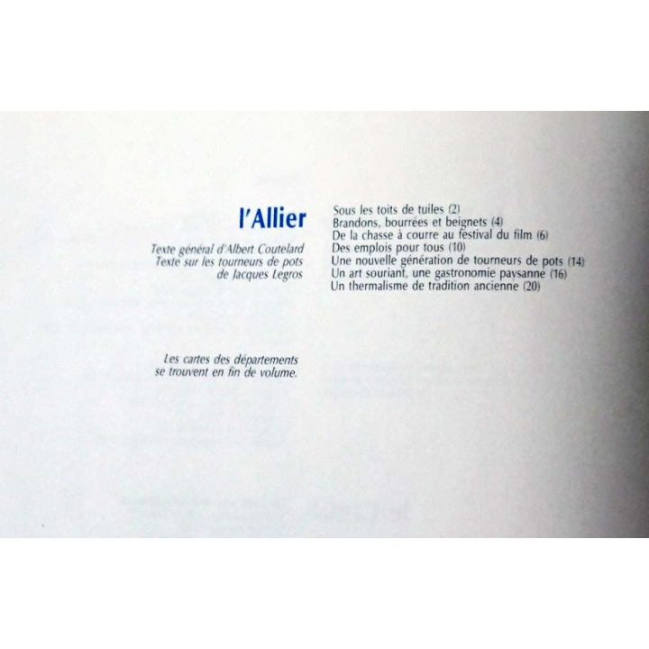 1. Auvergne pays et gens de France aux éditions Larousse - Sélection du Reader's Digest