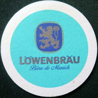 Dessous de verre à bière Löwenbräu de diamètre 10,3 cm sous verre