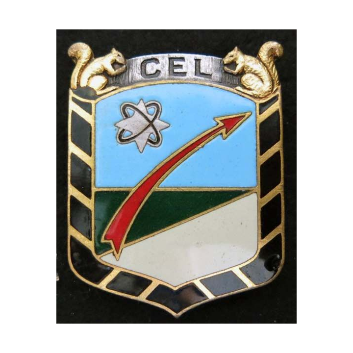 Centre des Landes Drago Paris G. 2075 guilloché argenté 