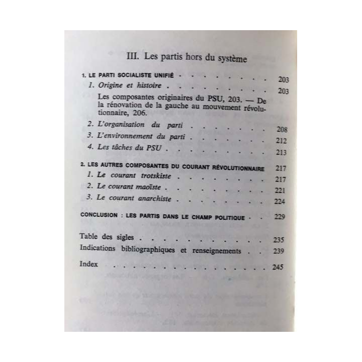 1. Les partis politiques dans la France d'aujourd'hui de François Borella aux éditions du Seuil