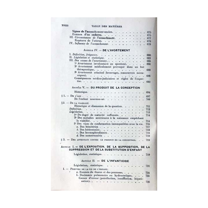 1. Précis de médecine légale de A. Lacassagne et Étienne Martin aux éditions Masson et Cie 1921