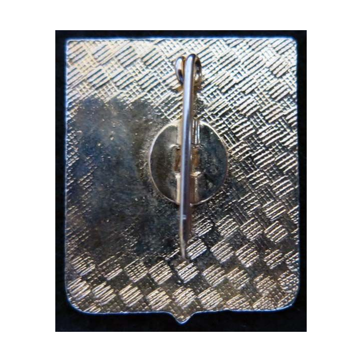 Base aérienne 113 de Saint Dizier dos guilloché doré épingle cassée