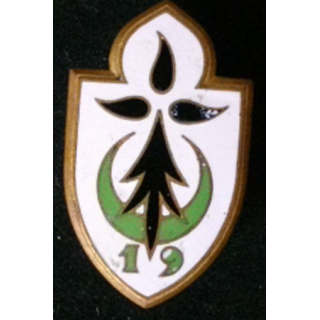 19° division d'Infanterie de fabrication Drago Paris G. 1212 en émail