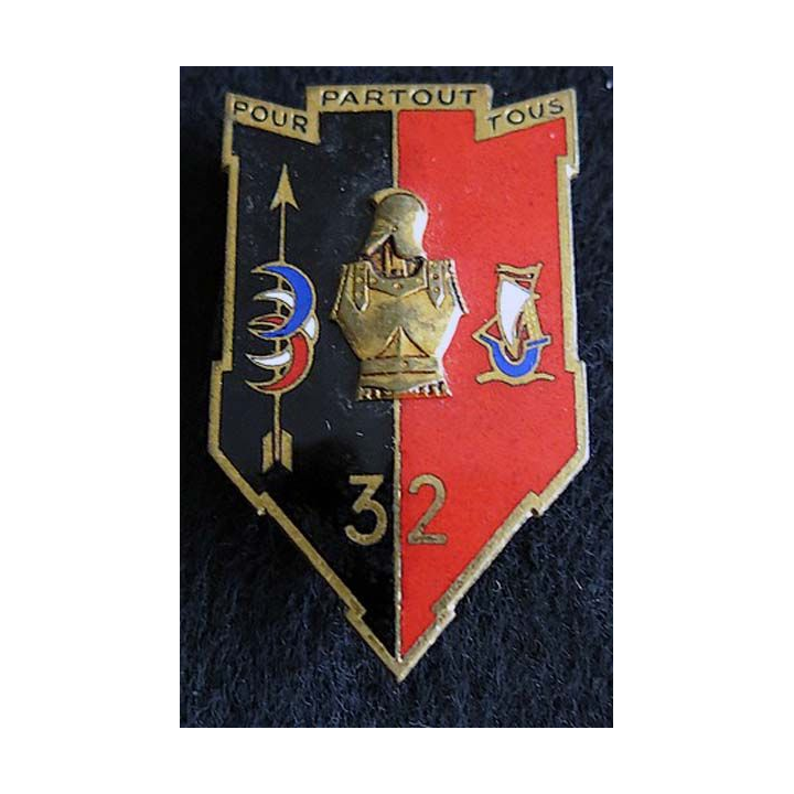 32° bataillon du Génie Drago Paris G. 1018 en émail 