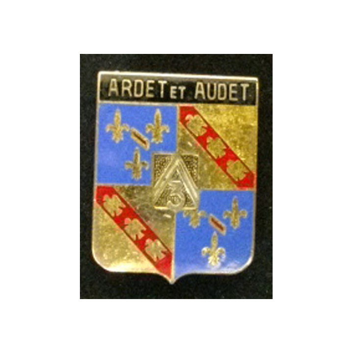 insigne métallique du 3° régiment de dragons