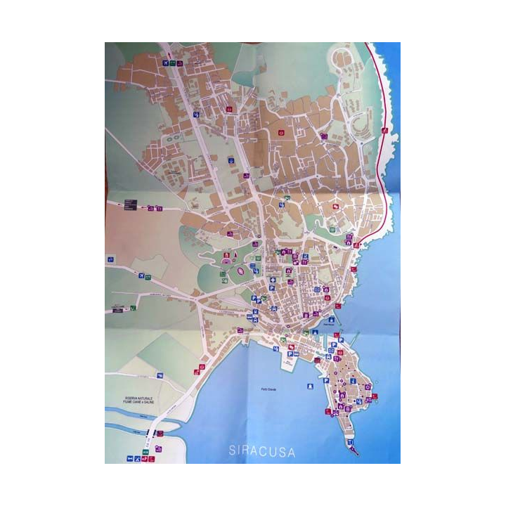 SYRACUSE : ville d'art antique et historique avec plan de la ville 2017 (C150)