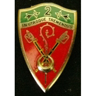 insigne métallique du 2° chasseurs de fabrication Delsart G. 2263