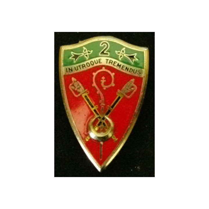 insigne métallique du 2° chasseurs de fabrication Delsart G. 2263