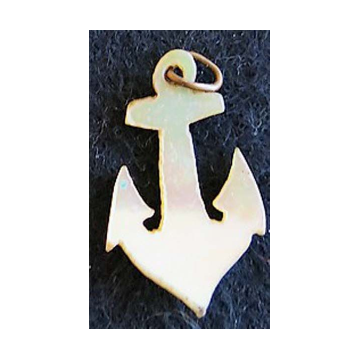 TPendentif en nacre ancre de marine fabrication locale AFN 1920 dimension 15x24 mm 