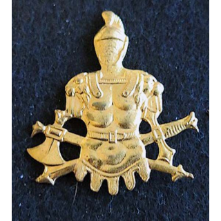 Ancien insigne de coiffure du Génie de l'armée belge dos lisse embouti et doré 