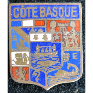  blason en émail de la côe basque 23X26mm 