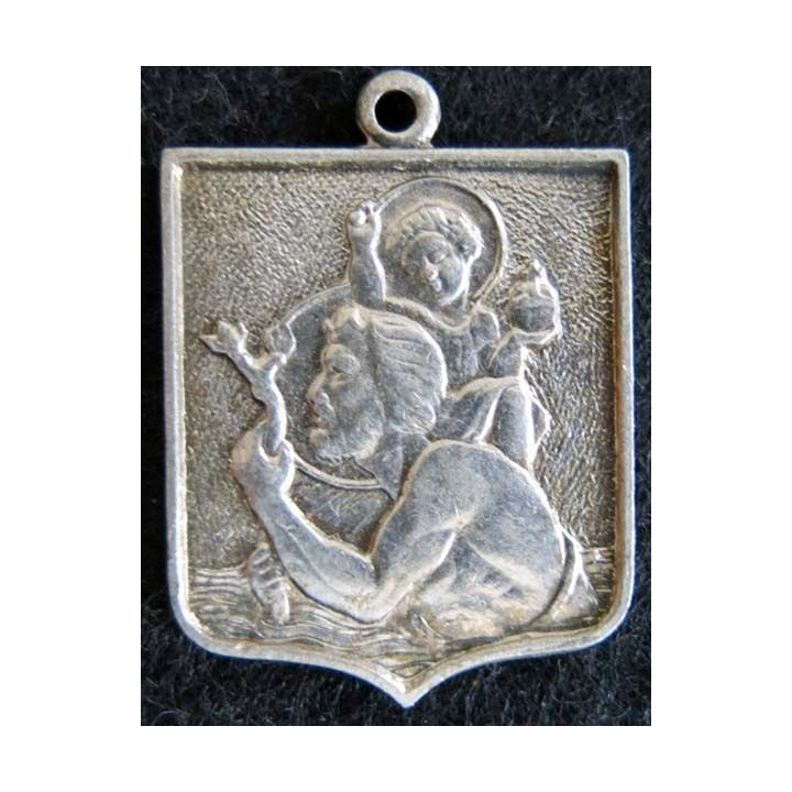 blason en  métal argenté de Saint Christophe 22 x 30 mm
