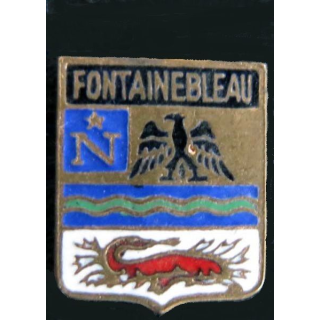 Blason en émail de la ville de Fontainebleau 11 x 14 mm doré