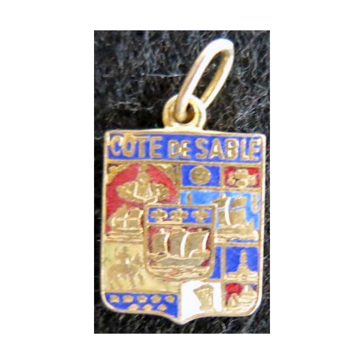 Blason en émail de la côte de sable 16 x 11 mm avec maillon
