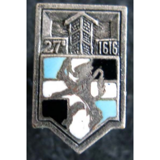 insigne métallique en réduction du 27° régiment d''infanterie en émail