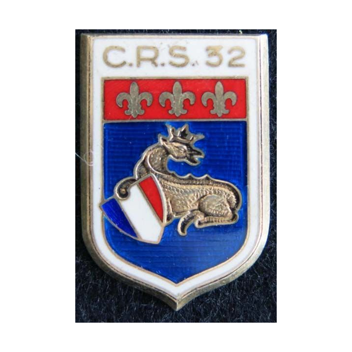 CRS 32 : insigne en argent de la compagnie républicaine de sécurité n° 32 de fabrication Drago Béranger