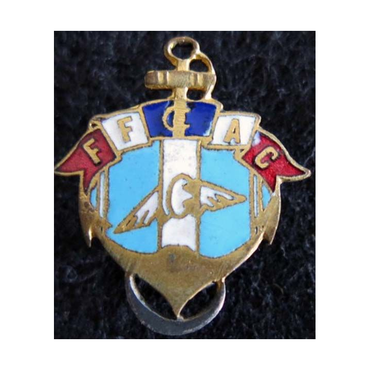 FFCAC  : insigne métallique de boutonnière fédération française des coloniaux et anciens coloniaux fabrication Mendez